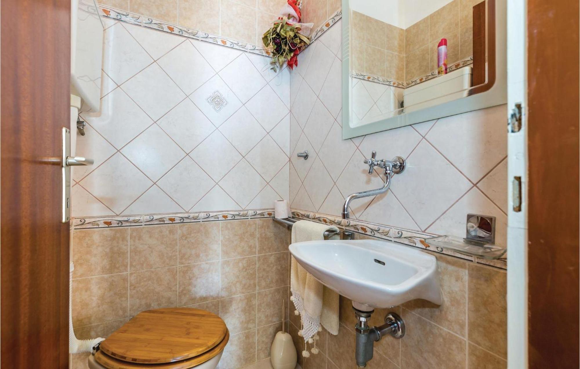 Nice Apartment In Senj With Ethernet Internet Bagian luar foto