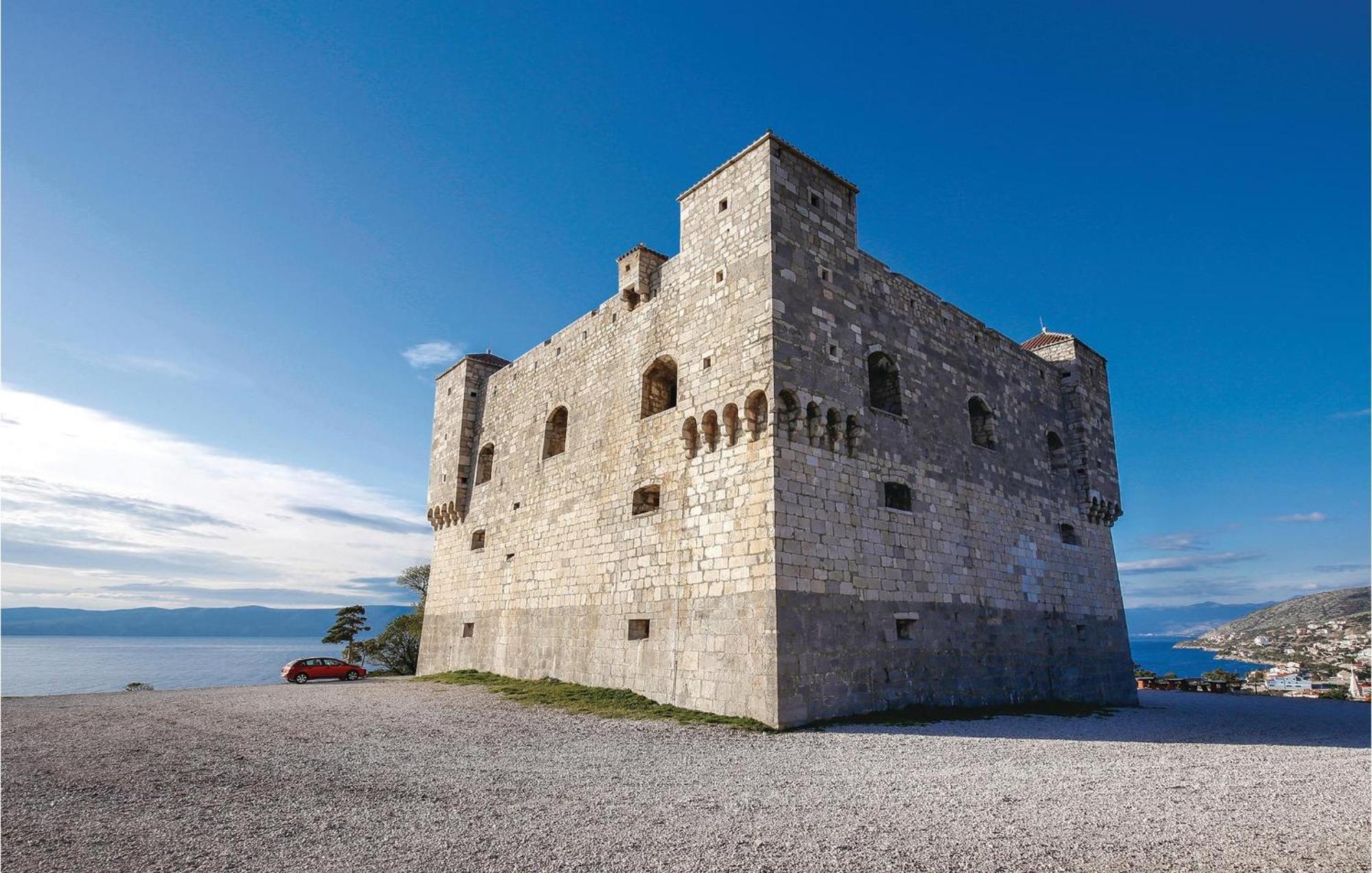 Nice Apartment In Senj With Ethernet Internet Bagian luar foto